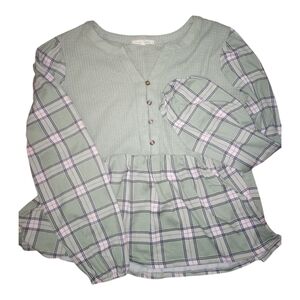 Women's plaid sage green long sleeve peplum top Size Large
